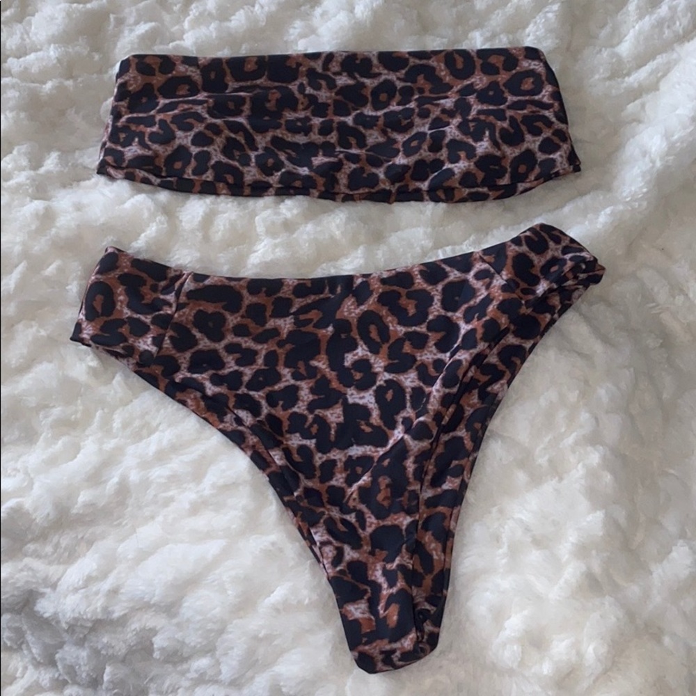 Leopard bikini